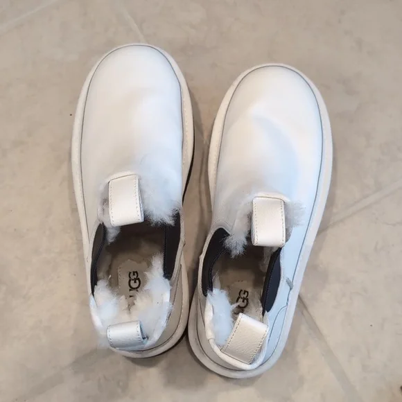 UGG Neumal Platform Chelsea Women's White Boots - Picture 8 of 10